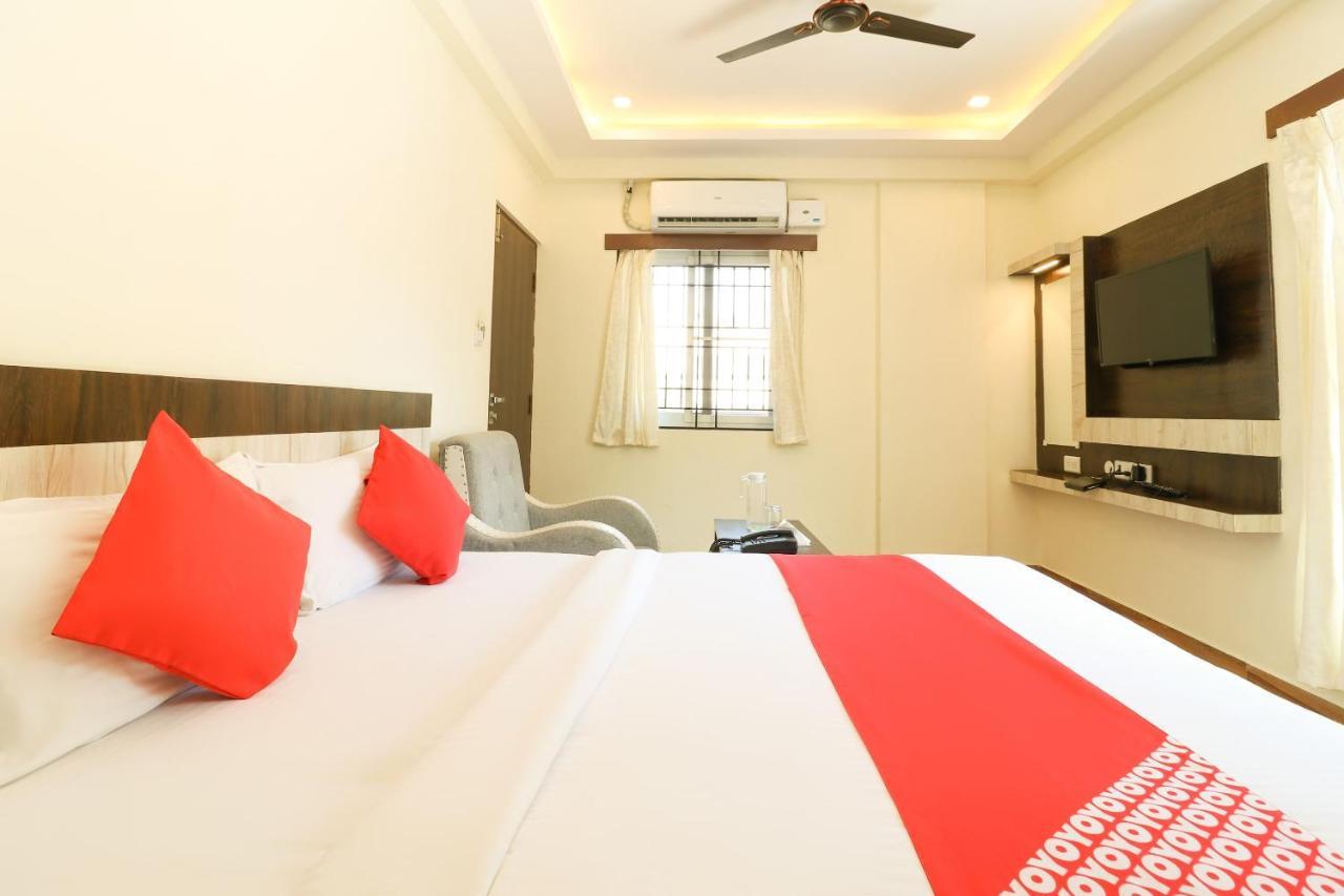 โอโย 36197 รอยัล วูด Hotel บังกาลอร์ ภายนอก รูปภาพ